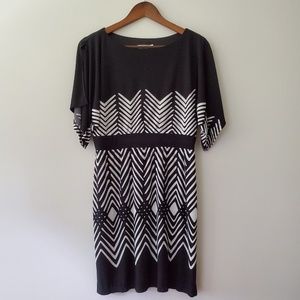 Sandra Darren Black and White Midi Dress with Geometric Print